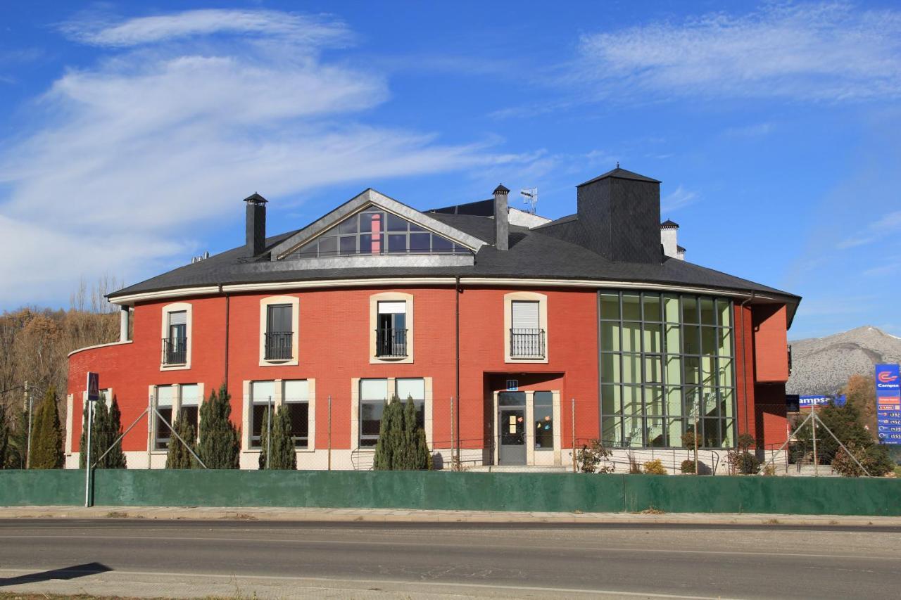 Hotel Tremazal Guardo Bagian luar foto